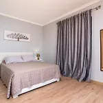 Goncalves House - Ac And Private Parking * Calheta (Madeira)