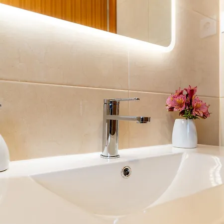 Holiday home Goncalves House - Ac And Private Parking Calheta (Madeira)