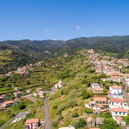 Goncalves House - Ac And Private Parking * Calheta (Madeira)